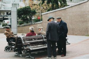 was ist besser altersteilzeit oder rente mit 63